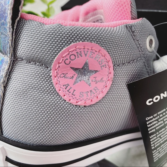 Converse Chuck Taylor Mid Lace-Up Sneaker - Kids - Picture 5 of 8